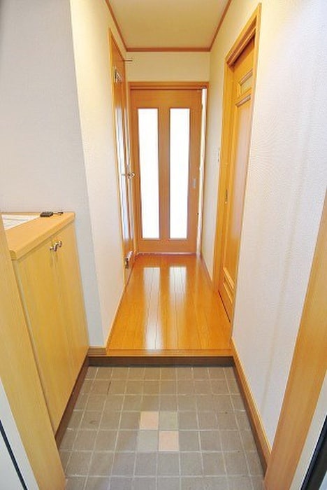 玄関 エヴァーグリーン　Ｎ