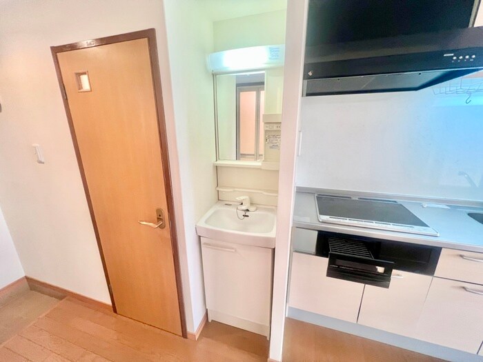 キッチン グリ－ンパ－ク三共(502)