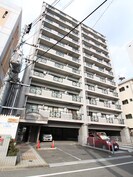 エース八幡マンションの外観