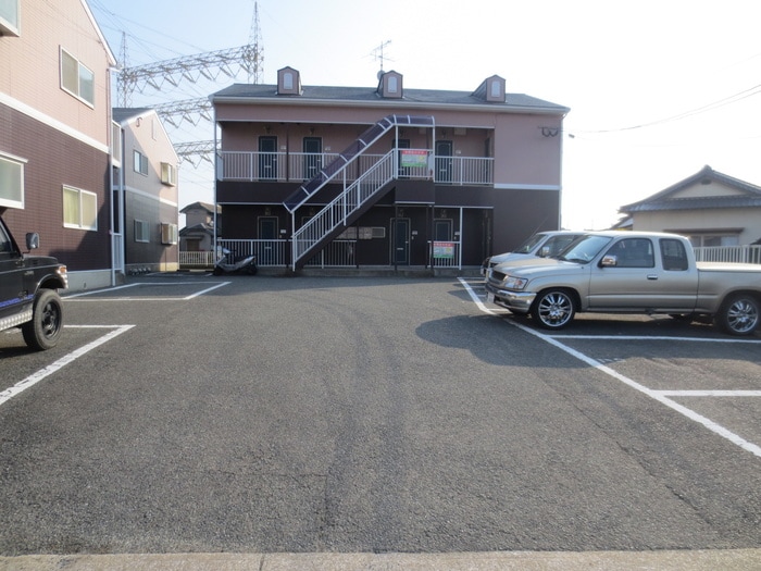 駐車場 レイクタウン坪見Ａ棟