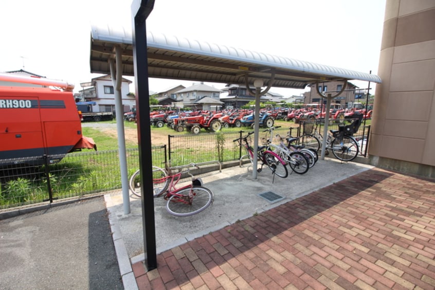 駐輪場 カ－サ　ル－チェＫ