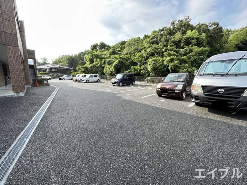 駐車場 ロイヤルハイツ