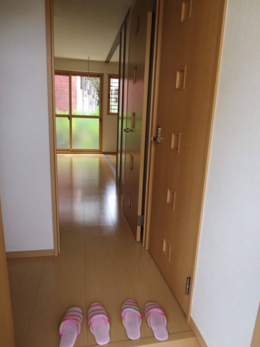 玄関 フロレスタ　Ｃ