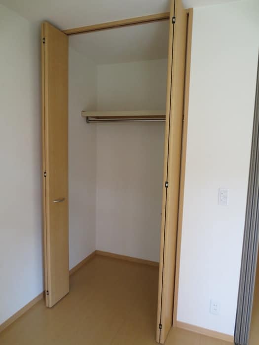 収納 フロレスタ　Ｃ