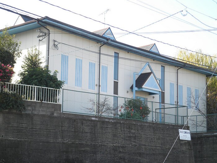 外観写真 ファミーユ香住ヶ丘