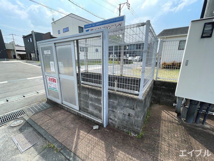 建物設備 カ－サブリランテ