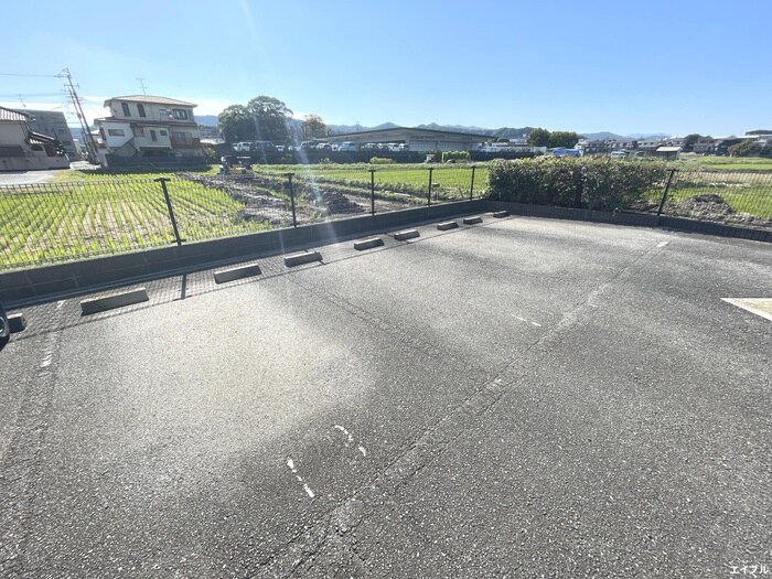駐車場 フォ－レスト弐番館