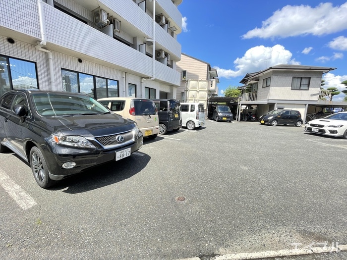 駐輪場 東宝ビル