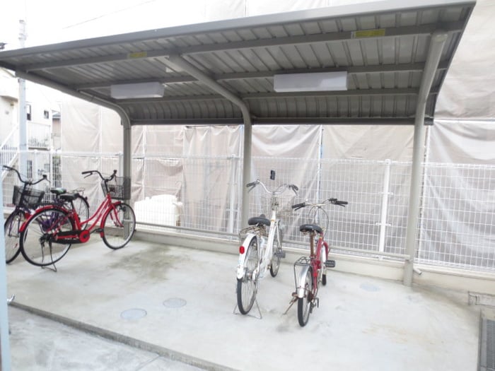 駐輪場 サンハイム麦野