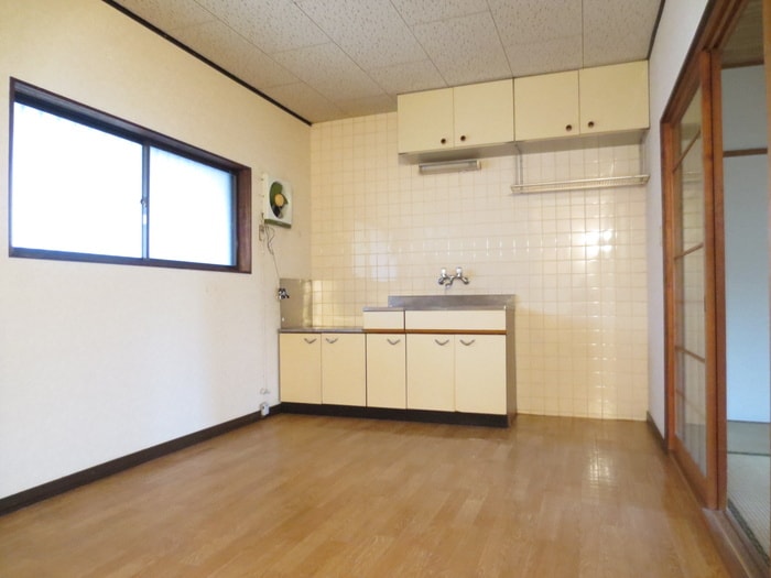 居室 コ－ポ上野