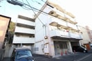 メゾンマキシムの外観