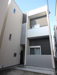 エバ－ブライト馬出