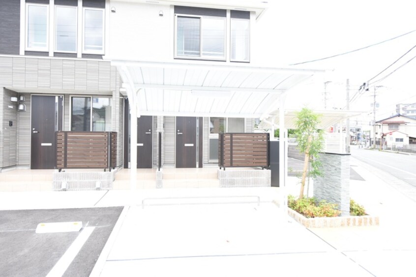 駐輪場 グレースヤナセⅡ