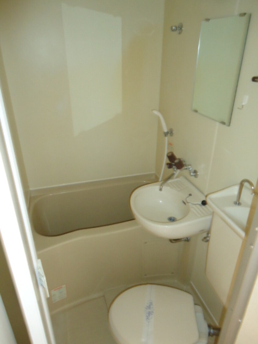 バス／シャワールーム等 ＰＬＥＡＳＴ高宮Ⅲ