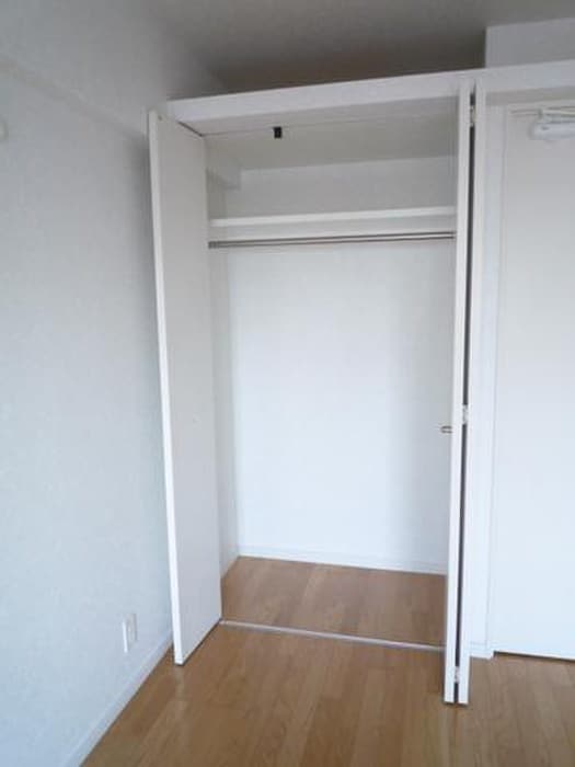 収納 ｴﾝｸﾚｽﾄ天神東Ⅲ(603)