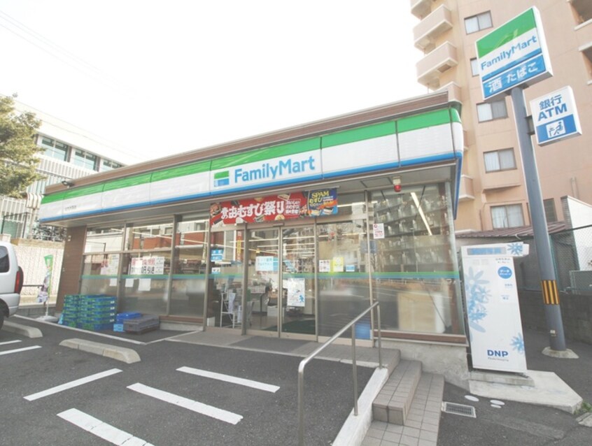 ファミリーマート北九大西店(コンビニ)まで620m アルバコ－ト