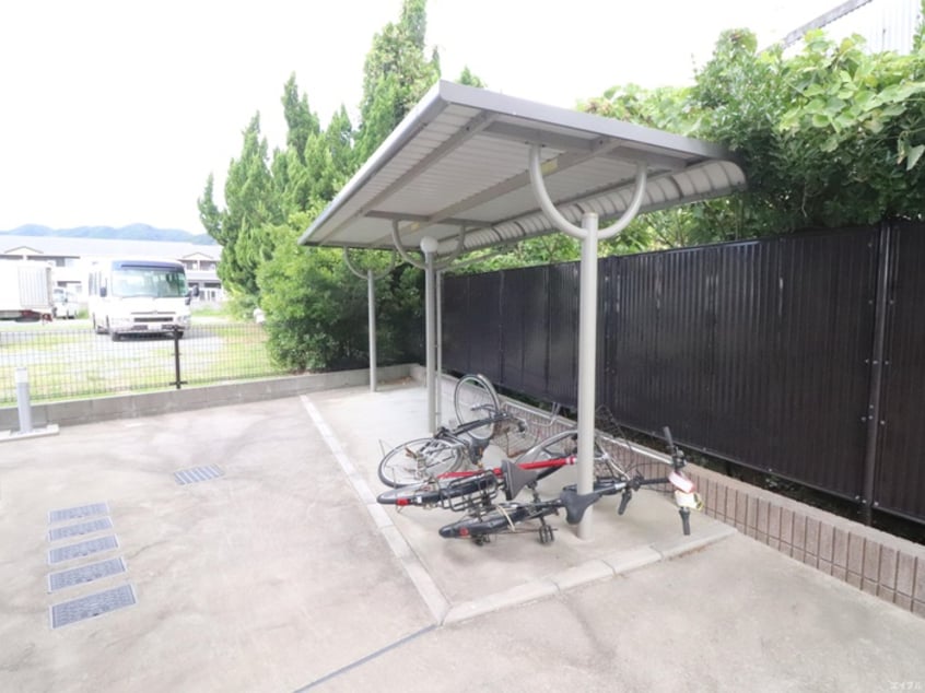 駐輪場 エトワール