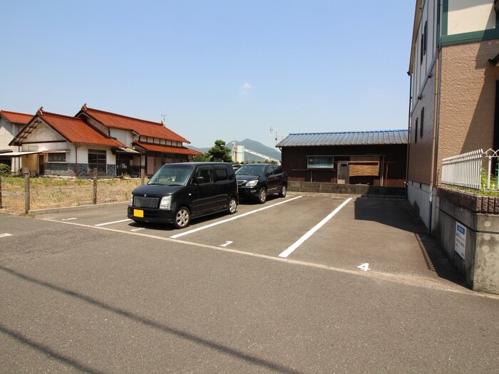 駐車場 ヴィレッジ要