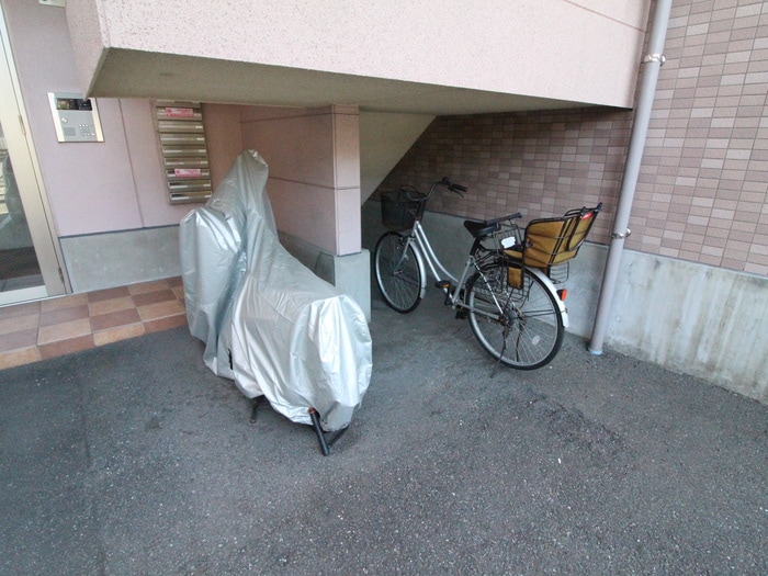 駐輪場 アリエス西の丘