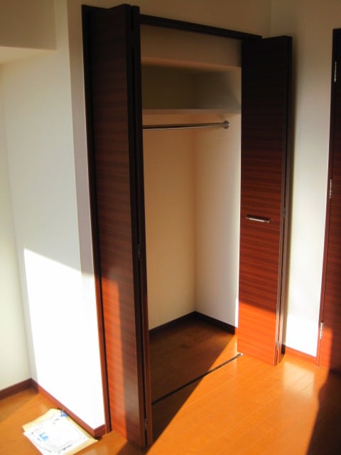 収納 パシフィックコ－ト六本松