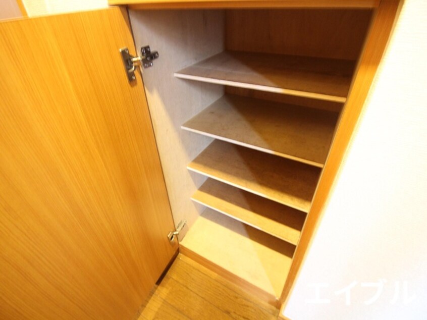 靴箱 プレジール南山荘