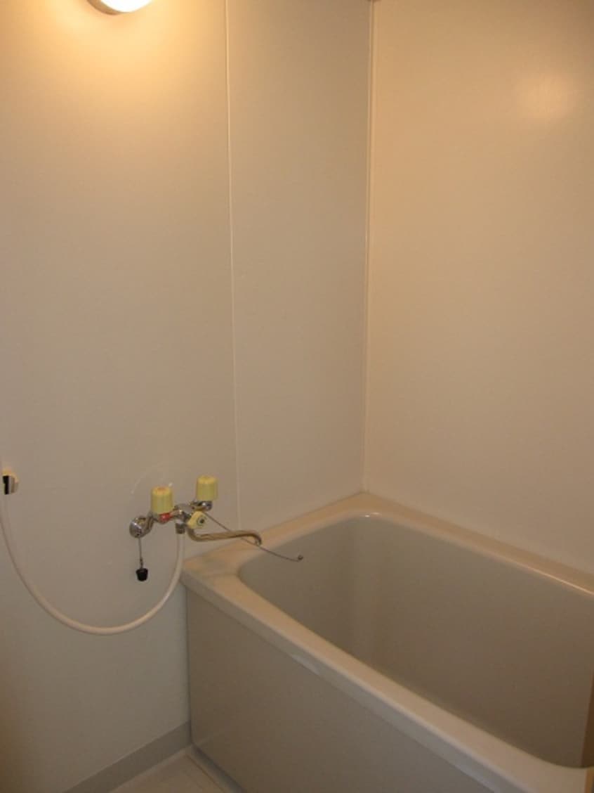 バス／シャワールーム等 ルミエール渡辺