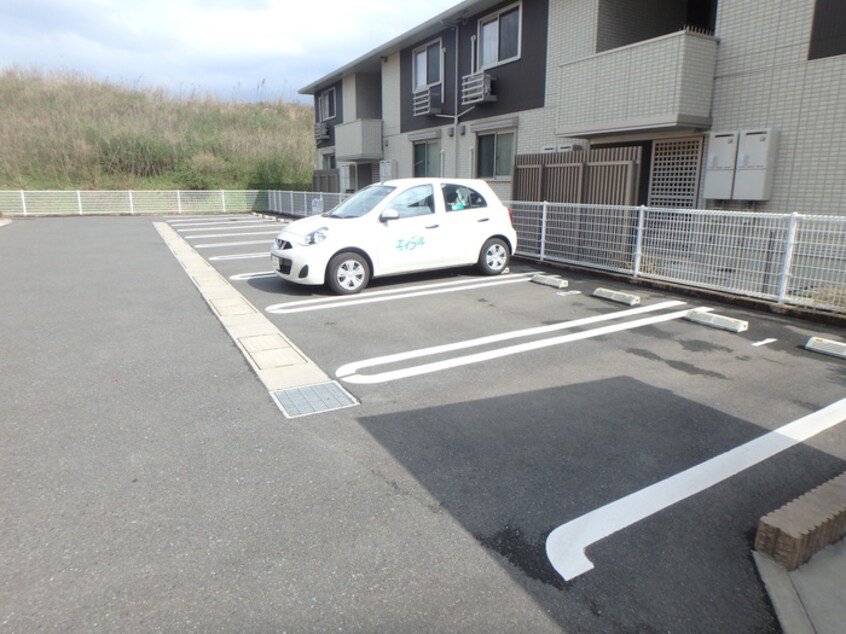 駐車場 カルム岩瀬