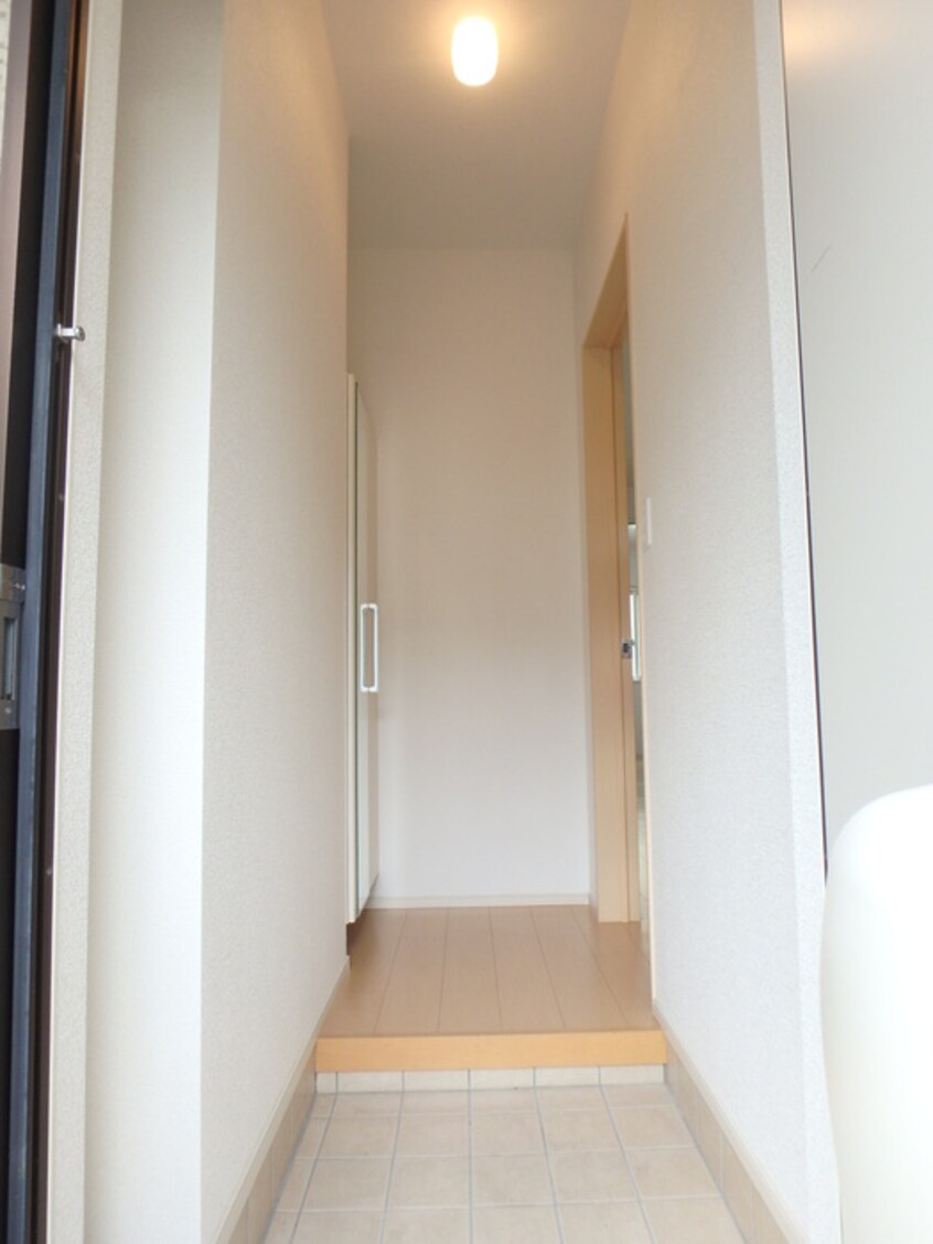 玄関 カルム岩瀬