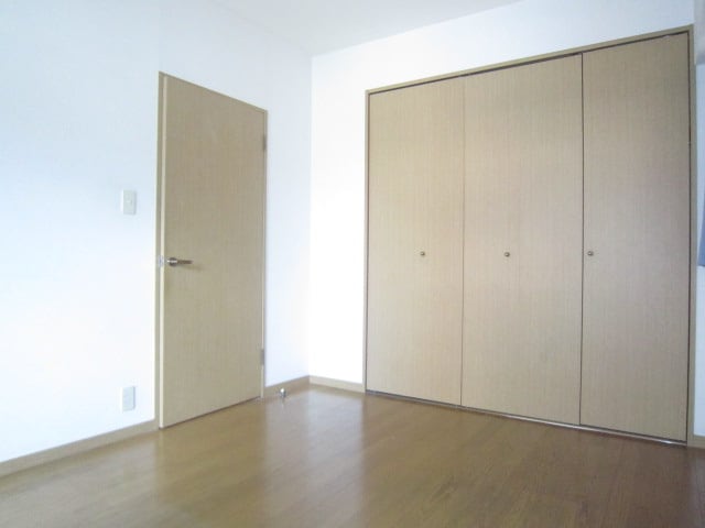 居室 スルス門松駅前