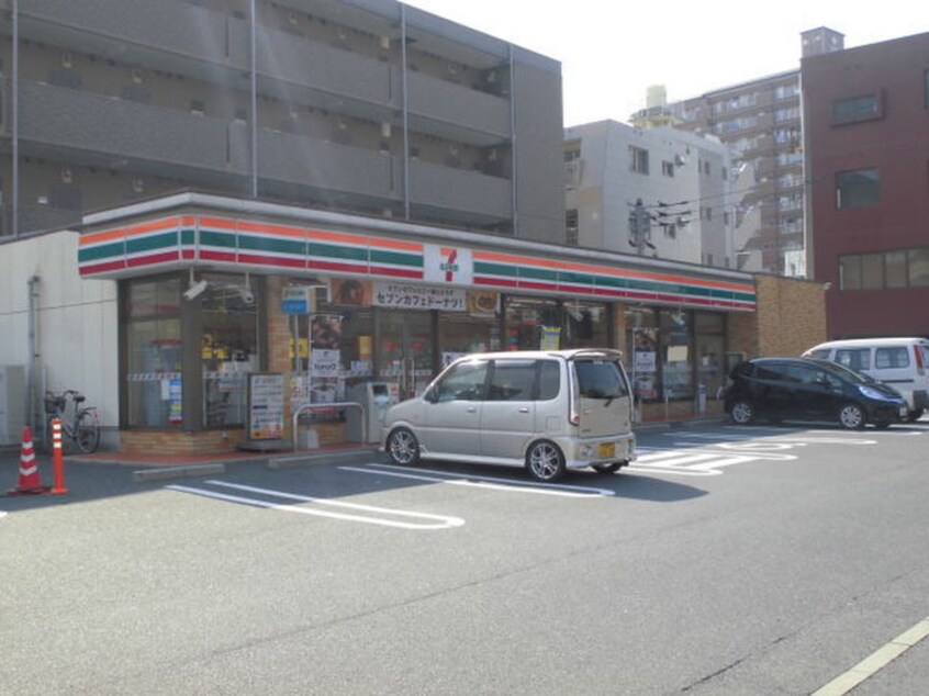 セブンイレブン八幡筒井店(コンビニ)まで300m シティマンション筒井