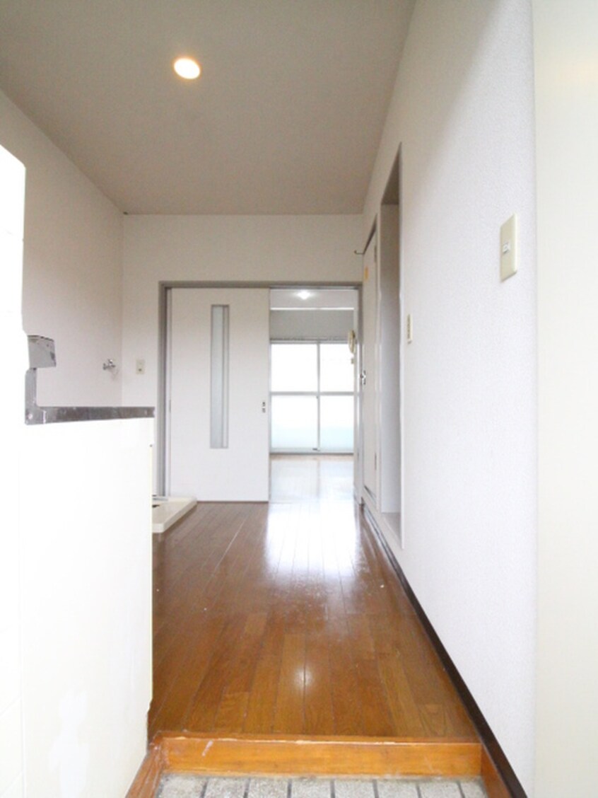 廊下 サニーハイツ青葉