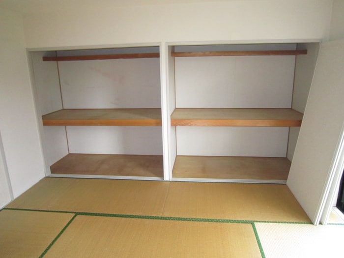 収納 エスポワールホリⅡ