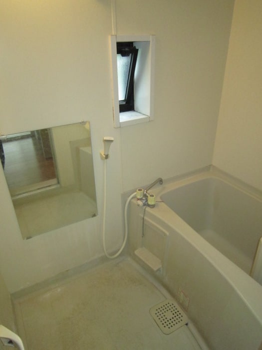 バス／シャワールーム等 エスポワールホリⅡ