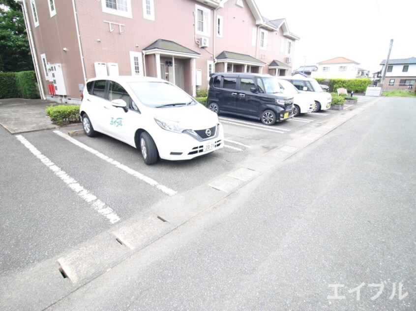 駐車場 レジデンス和