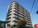 クレスティ空港前の外観