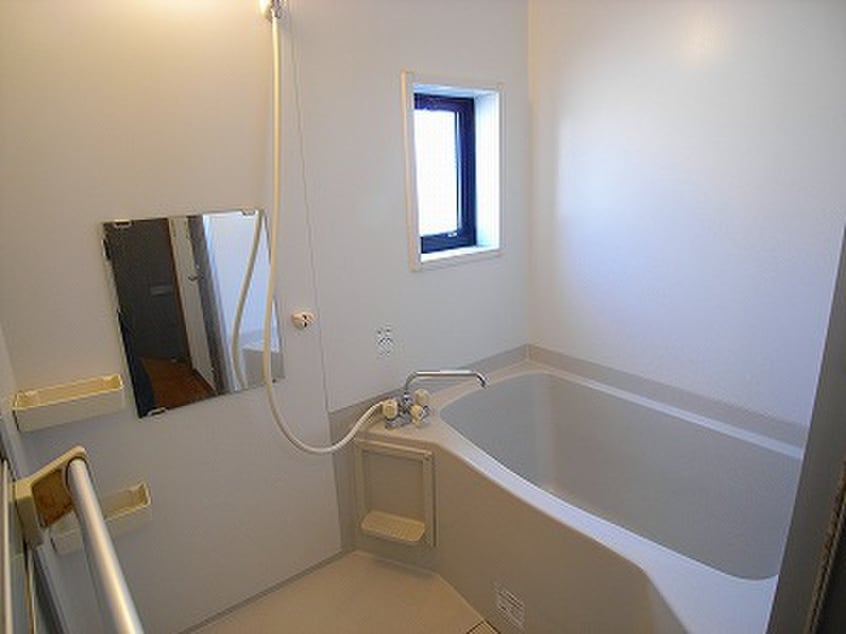 バス／シャワールーム等 フローラルハイツⅠA