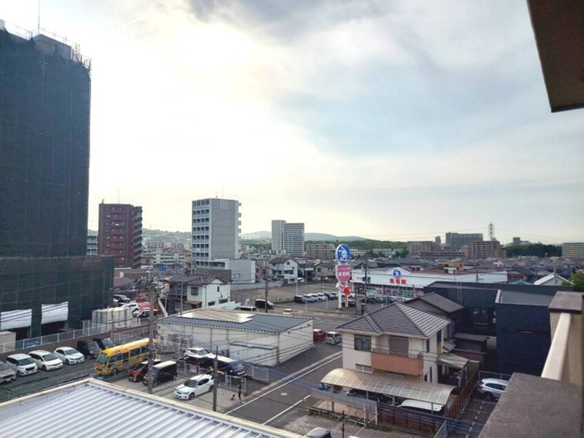 室内からの展望 アリエス井堀