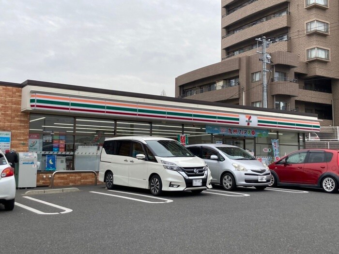 セブンイレブン小倉井堀4丁目店(コンビニ)まで80m アリエス井堀