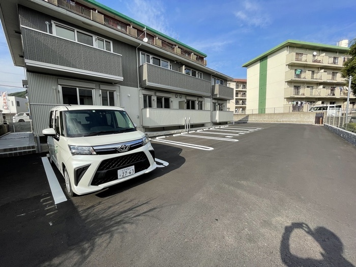 駐車場 アベニール湯川