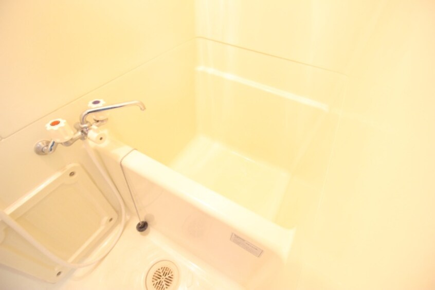 バス／シャワールーム等 エルメゾン二日市　Ａ