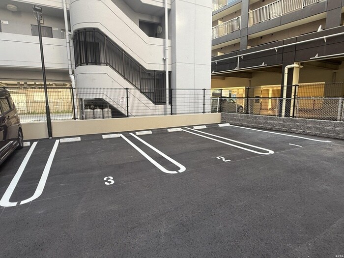 駐車場 ロイヤル博多駅南