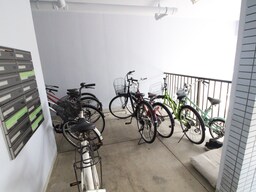 駐輪場