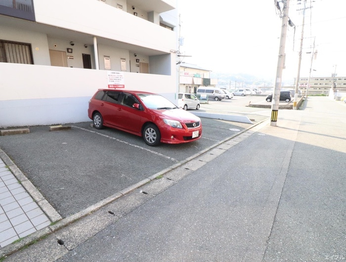 駐車場 パーソン日の里