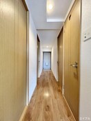 廊下 西新南スペーススクエア