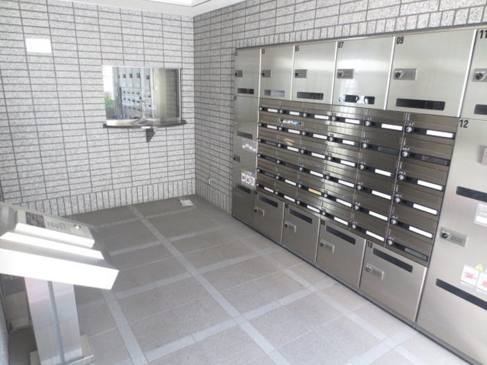 エントランス部分 キトミ壱番館