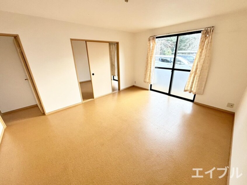 居室 ヴェルジェＭ