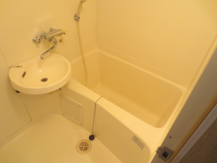 バス／シャワールーム等 エステ－ト博多駅南ハウス