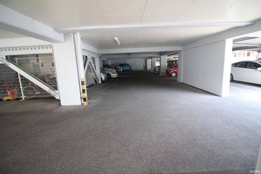 駐車場 サンバード春日