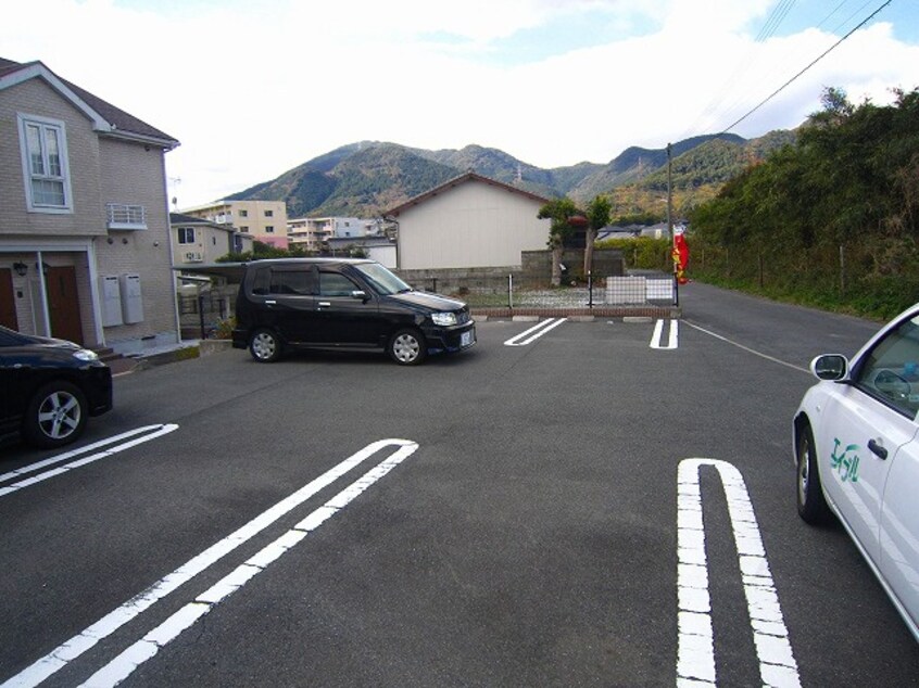 駐車場 グレイスフル高蔵