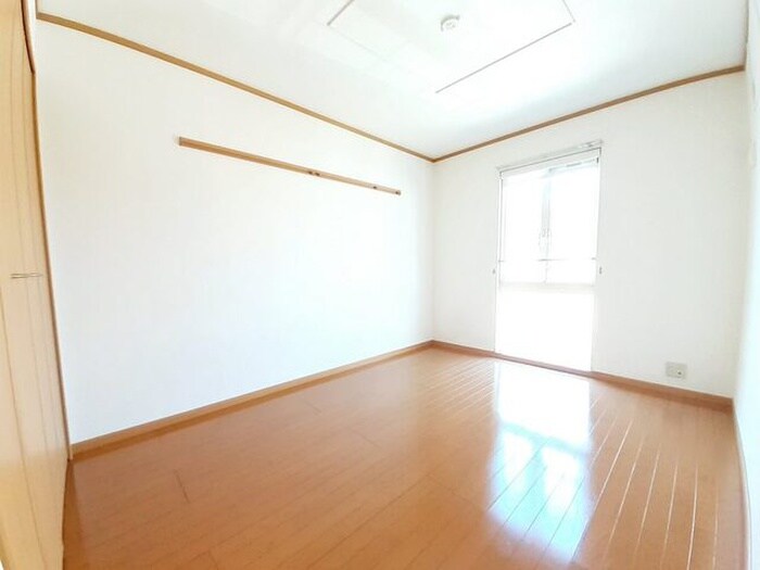 居室 ペンサミエントＣ